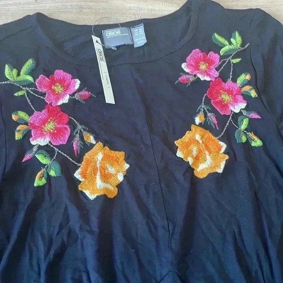 ASOS Curve Black Floral Embroidered Dress - Picture 10 of 12